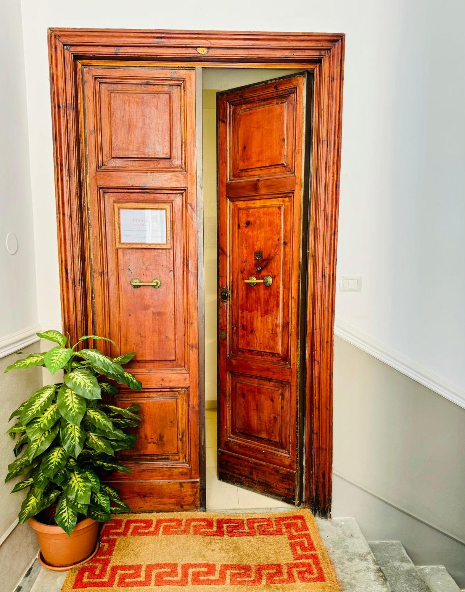 Interno 5 B&B Рим Екстер'єр фото